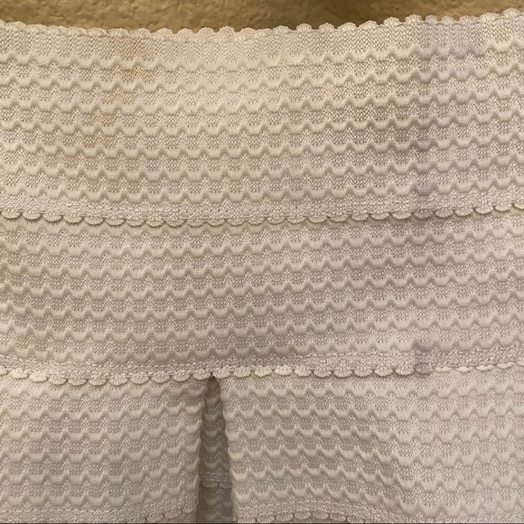 NWT~H&M White Skater Skirt Size Small - Picture 9 of 9